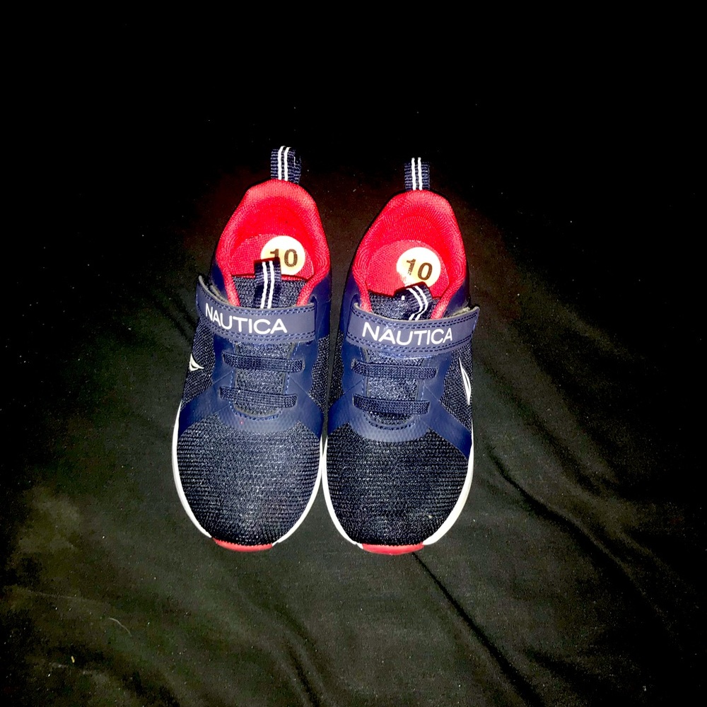 Like New toddler Nautica boys shoes size 10